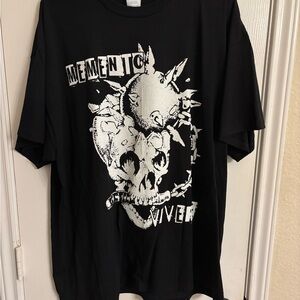 Memento Vivere Skull Black Graphic Men's T-Shirt